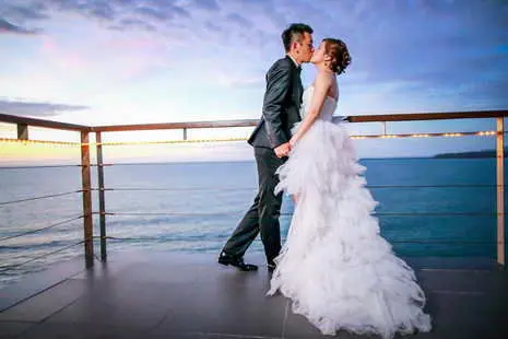 pre-wedding and honeymoon photography services in Koh Lanta