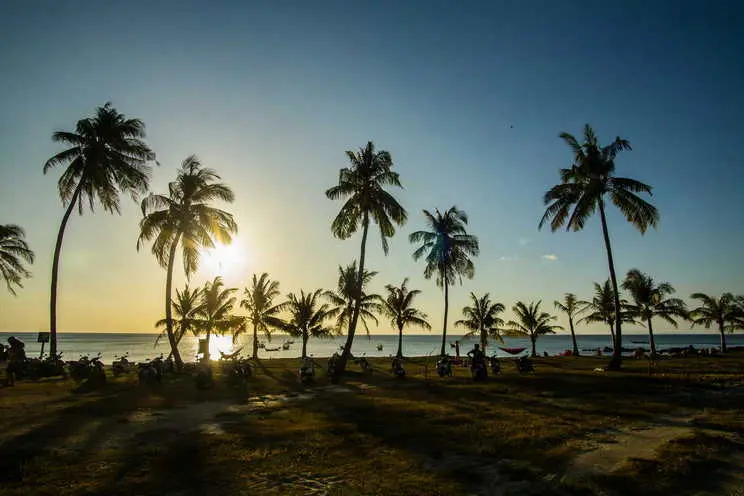 sunset at Lung Pon garden
