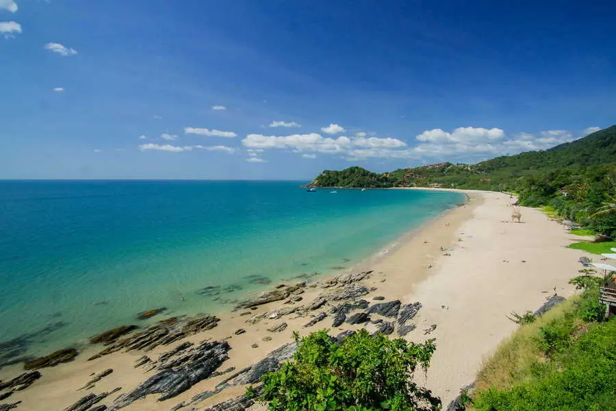 Ba Kan Tieng beach the most beautiful beach in Koh Lan Yai
